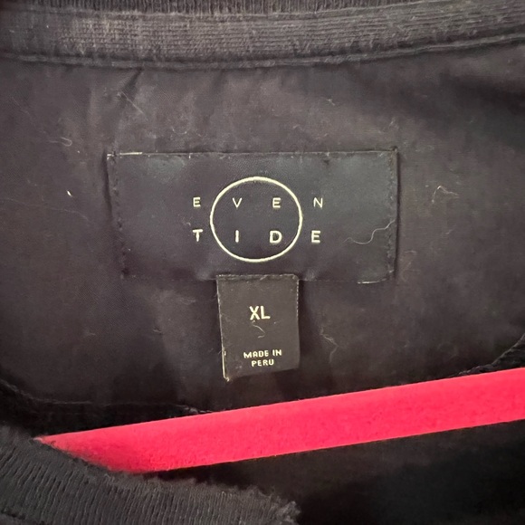 Even Tide long sleeve Henley; size: XL; great shape - Picture 2 of 2